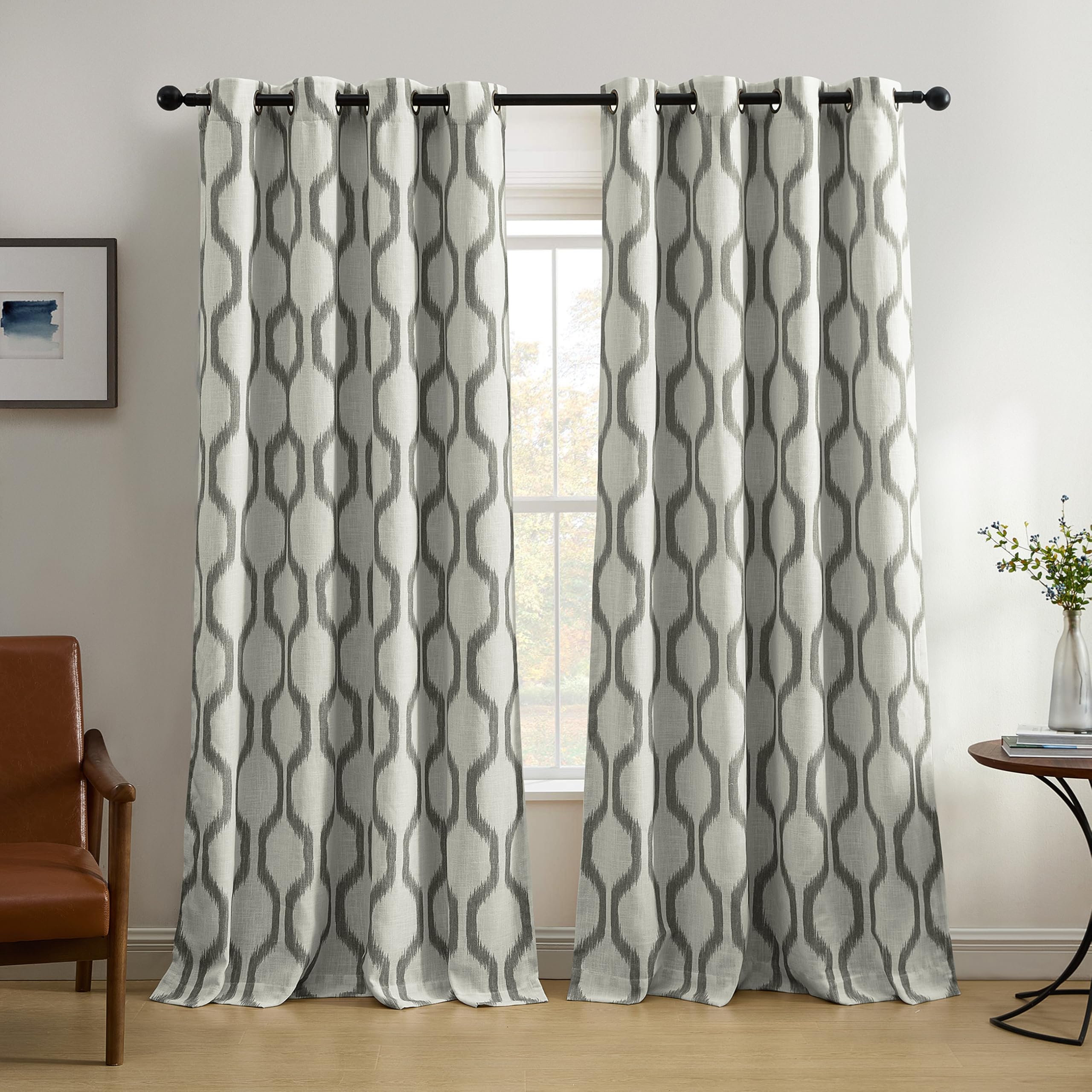 Room-Darkening Window Curtai